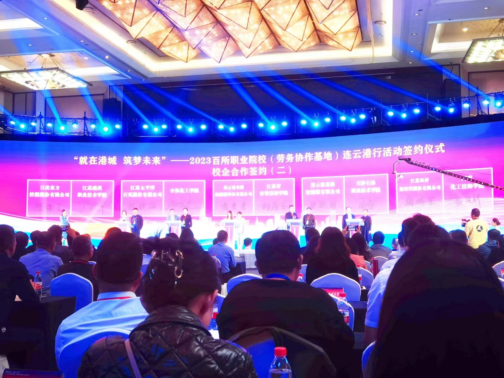 1697687574528337.jpg b61a9c63e53632f8024b4c060ca0c59.jpg